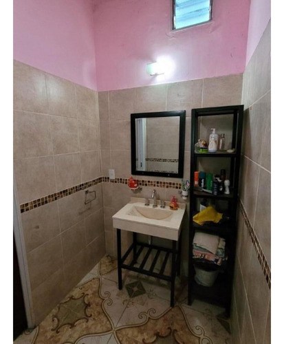 Casa Quinta Con Pileta, Y Amplio Terreno Parquizado