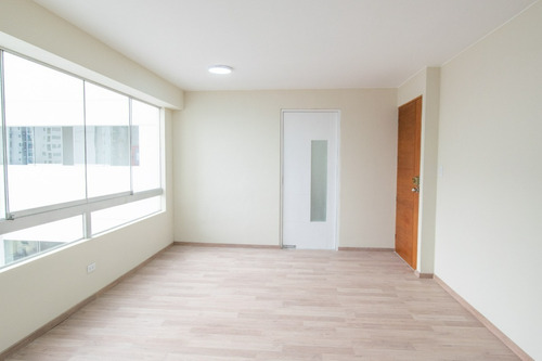 Imagen 3 de 15 de Hermoso Departamento De 3 Dormitorios Remodelado Al 100%