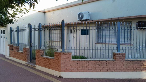 Departamento En Venta - 2 Dormitorios 1 Baño - Cochera - 152mts2 - Chivilcoy