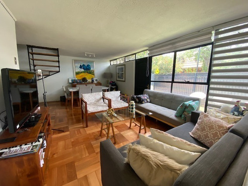 Imagen 2 de 13 de Excelente Casa En Vitacura!!