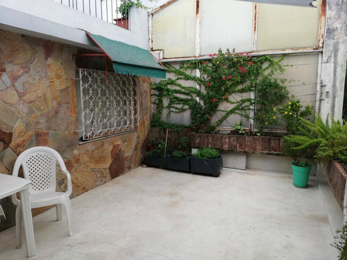 Imagen 17 de 19 de Venta Excelente Casa - Saavedra 1100