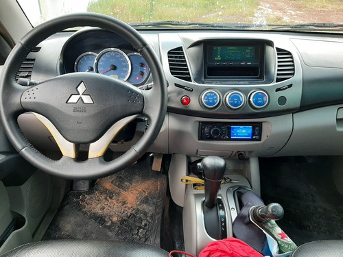 Mitsubishi L200 2008 3.2 Triton Hpe Cab. Dupla 4x4 Aut. 4p