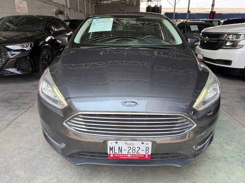Ford Focus 2.0 Titanium Mt
