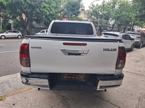 Toyota Hilux Pick-Up 2.8 Cd Sr 177cv 4x4