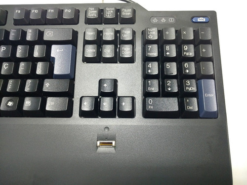 Teclado Lenovo Kuf0452 Com Leitor Biométrico E Ç Cabo Usb