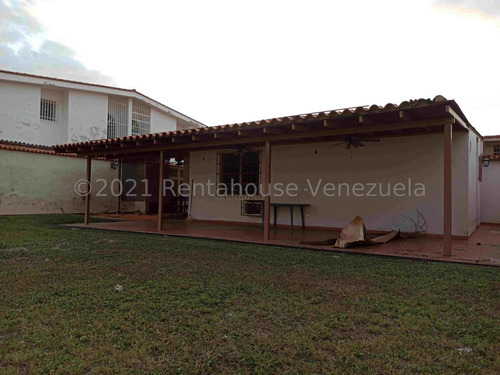 Imagen 1 de 14 de Casa Para Remodelar Andrés Bello 22-11959 Dc
