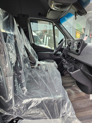 Sprinter 417 Vidrada Extra Longa 28 Lugares
