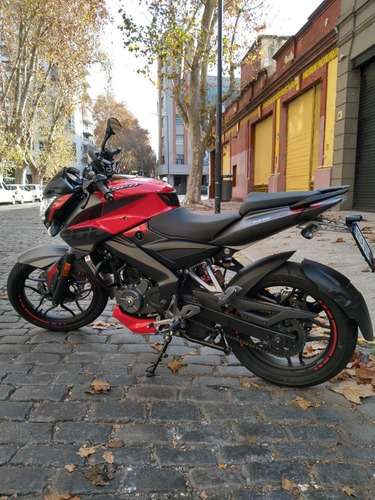 Bajaj Rouser Ns 200