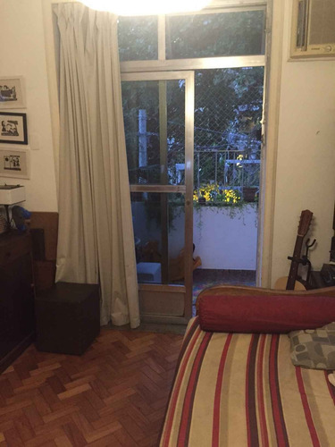 Apartamento À Venda Na Rua Lópes Quintas, Jardim Botânico, Rio De Janeiro - Rj - Liv-2555