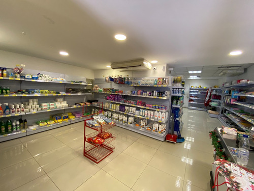 Derecho A Llaves Mini-market Y Superm. Irarrazaval/m. Montt