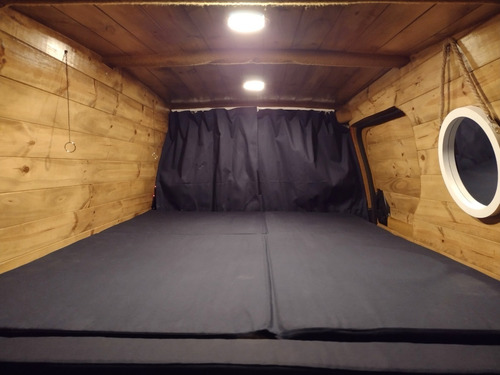 Imagen 4 de 21 de Kangoo Camper/motorhome Homologada