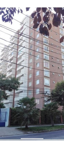 Departamento En Venta De 2 Dorm. En La Cisterna