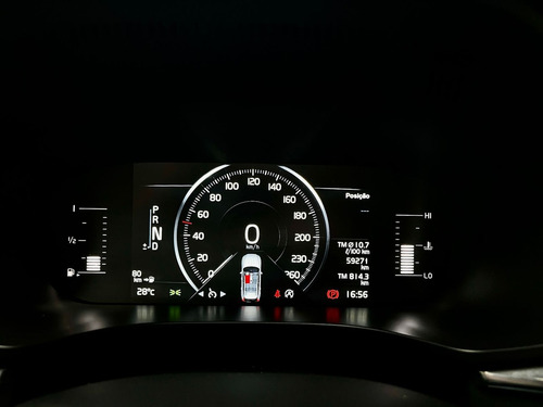 Volvo XC60 2.0 T5 MOMENTUM AWD