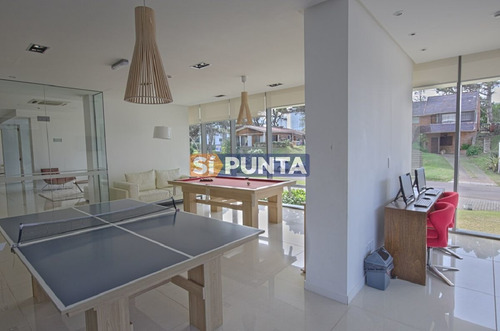 Imagen 21 de 25 de Apartamento En Alquiler Playa Brava