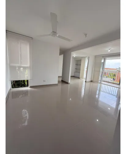 Venta Apartamento De 80mts2 En El Castillo, Jamundí, 13369-4