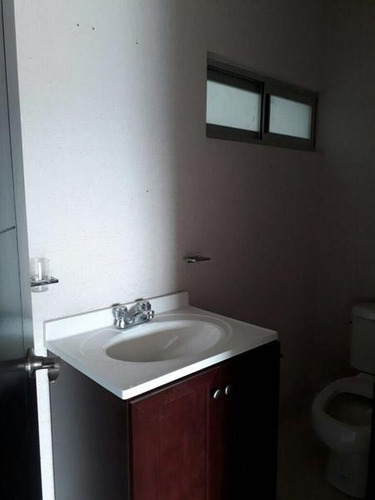 Edificio En Venta, Toluca, Colonia El Seminario.