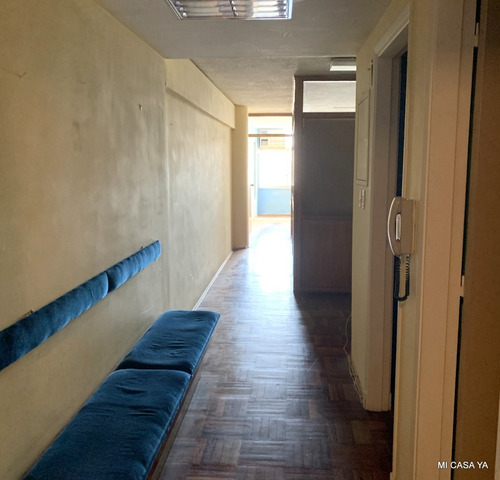 Imagen 12 de 21 de Venta Oficina Cordón Con Portería 24hs, Luminosa Y Con Vista Despejada