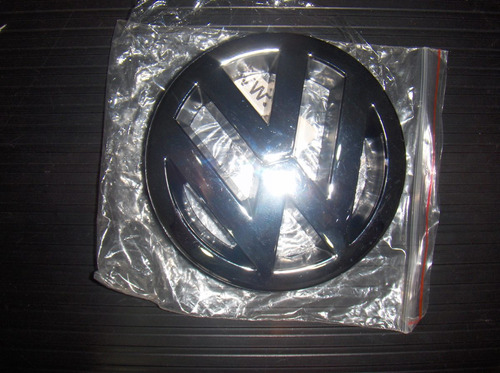 Emblema Parrilla Vw Bora 99-07 Polo 03-05