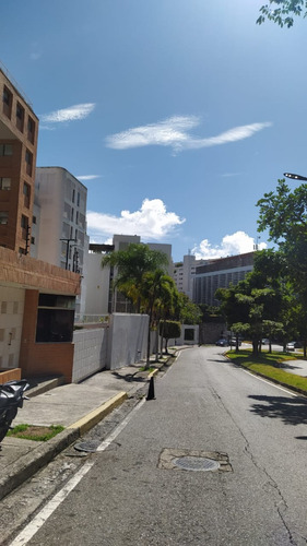 Venta De Apartamento En Res Los Samanes, Mcpio Baruta, Caracas Mdf