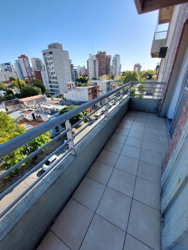 Imagen 3 de 14 de Semipiso En Venta En Quilmes Centro