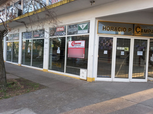 Imagen 3 de 10 de Local En Alquiler En Belén De Escobar