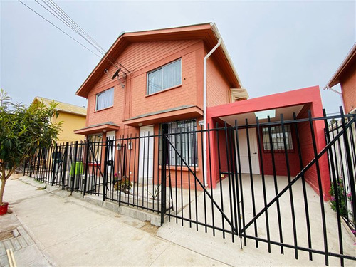 Casa En Arriendo De 4 Dorm. En Coquimbo