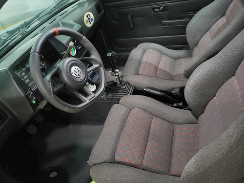 Volkswagen Voyage 1.8 Turbo