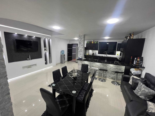 Imagen 15 de 29 de Moderna Casa En Venta Pueblo Nuevo