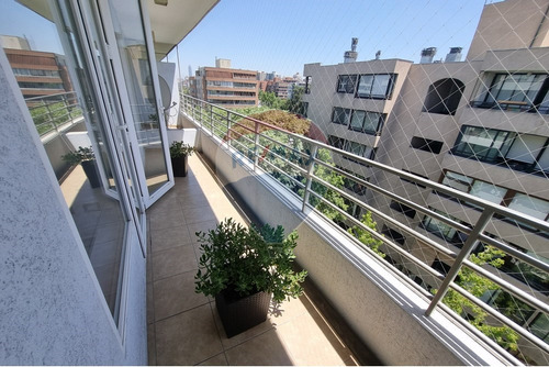 Vista Oriente 3d + Servicio 125 M²