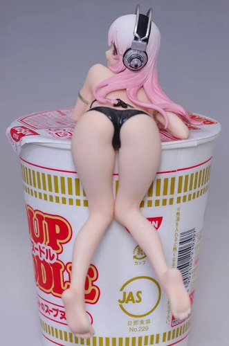 Figura Super Sonico Traje De Baño Sexy 13 Cms