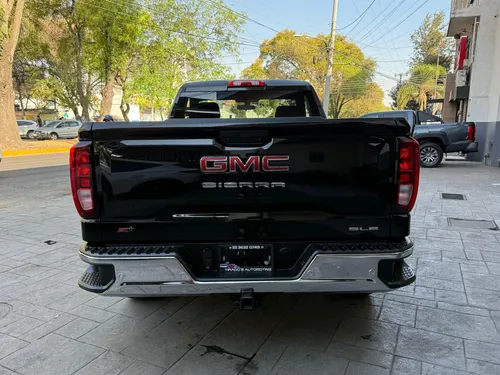 GMC Sierra 5.4 Cabina Regular Sle 4x4 At
