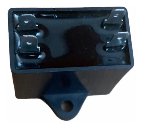 Imagen 2 de 3 de Capacitor De Arranque Cuadrado 4mfd Uf 450vac 50/60hz Ventil