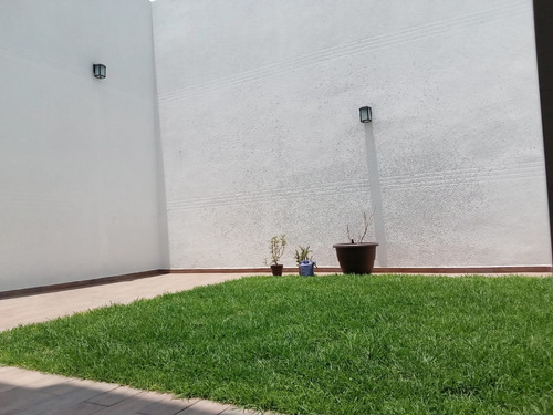 Casa Venta Militar Marte..... Calle Cerrada 197 Mts. Terreno