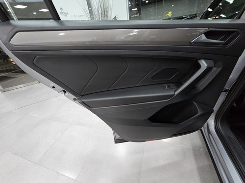 Volkswagen Tiguan Allspace 2.0 Tsi Life 4Motion Dsg