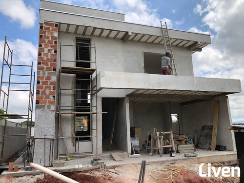 Imagem 1 de 13 de Maravilhoso Sobrado Com 3 Suítes, Escritório, Varanda Gourmet, Piscina E 2 Vagas No Condomínio Verana - 9073