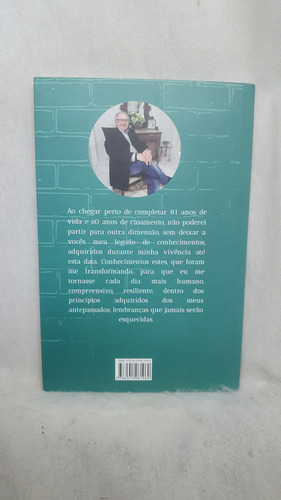 Livro Diversas Viagens Em Uma Vida.... - Clemente Romário Olivier - Editora 3 De Maio (Usado)