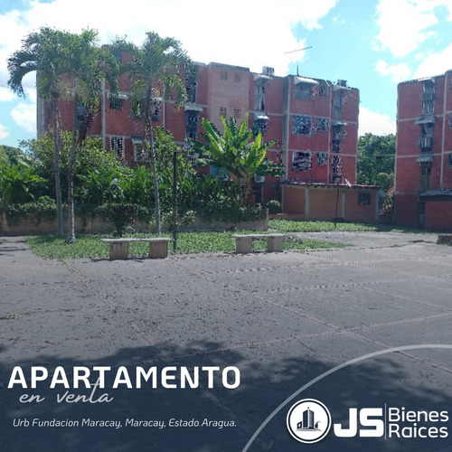 Hermoso Apartamento En Venta Urb Fundacion Maracay 06js
