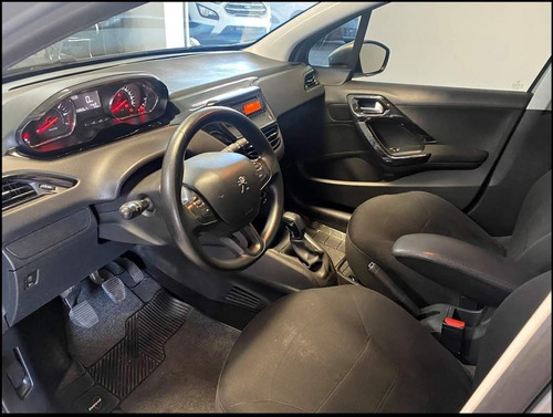 Amaya Peugeot 208 1.2 Active Full Año 2013