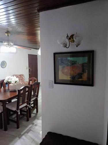 Departamento En Venta - 2 Dormitorios 1 Baño - Cochera - 50mts2 - Pilar