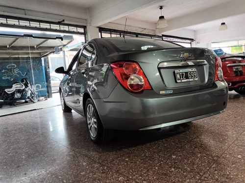 Imagen 8 de 19 de Chevrolet Sonic 2013 1.6 Ltz 4 P