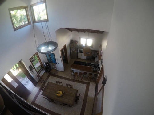 Imagem 8 de 15 de Casa Com 3 Dormitórios Em Condomínio Fechado No Campeche - 4055