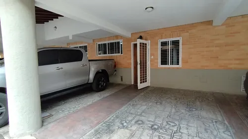 En Venta Townhouse. An