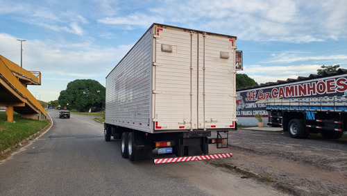Iveco Ectector Modelo 230 E 24 Ano 2008 Bau De 9.50 Chapiad