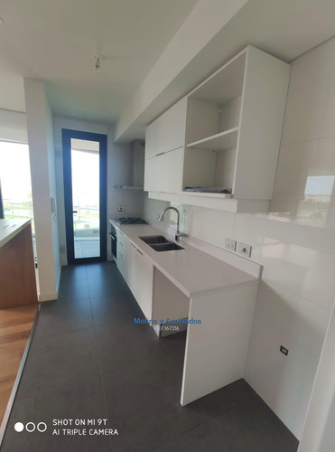 Imagen 2 de 30 de Apartamento De 3 Dormitorios En Forum Cw167216