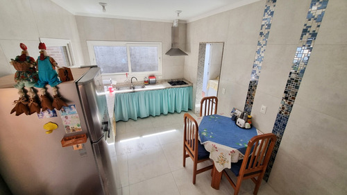 Refúgio Exclusivo Em Atibaia: Casa De Arquitetura Única No Coração Do Jardim Floresta!! Abaixo Da Avaliação!! (avaliada Em R$ 1.7k)