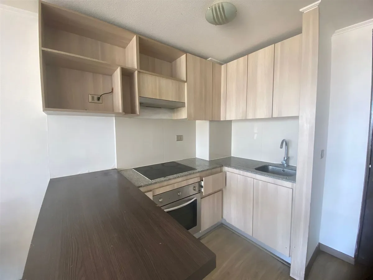 Imagen 2 de 18 de Depto En Arriendo De 2 Dorm. Independencia - Dcto. X 1mes