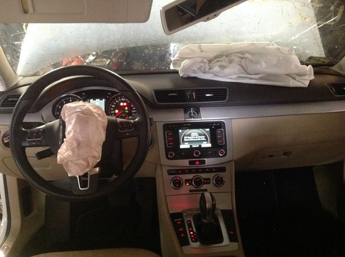 Sucata Peças Acessórios Passat Variant 2014211cvs