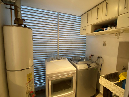 Departamento En Venta En Lomas Del Río
