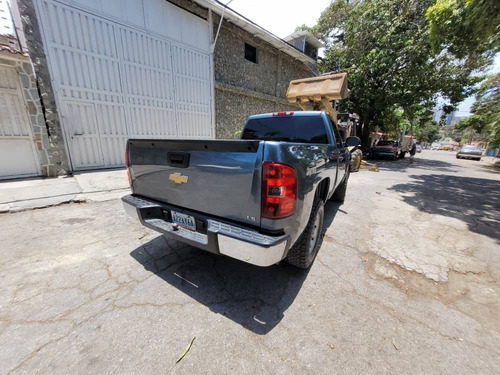 Imagen 4 de 7 de Chevrolet Silverado Ls Automatica 4x4