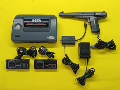 Consola Sega Master System 2 Pistola 2 Controles Y 1 Juego